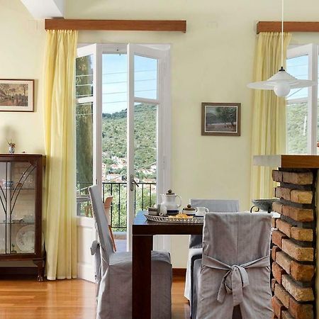 Yellow House Ithaca فاثي المظهر الخارجي الصورة