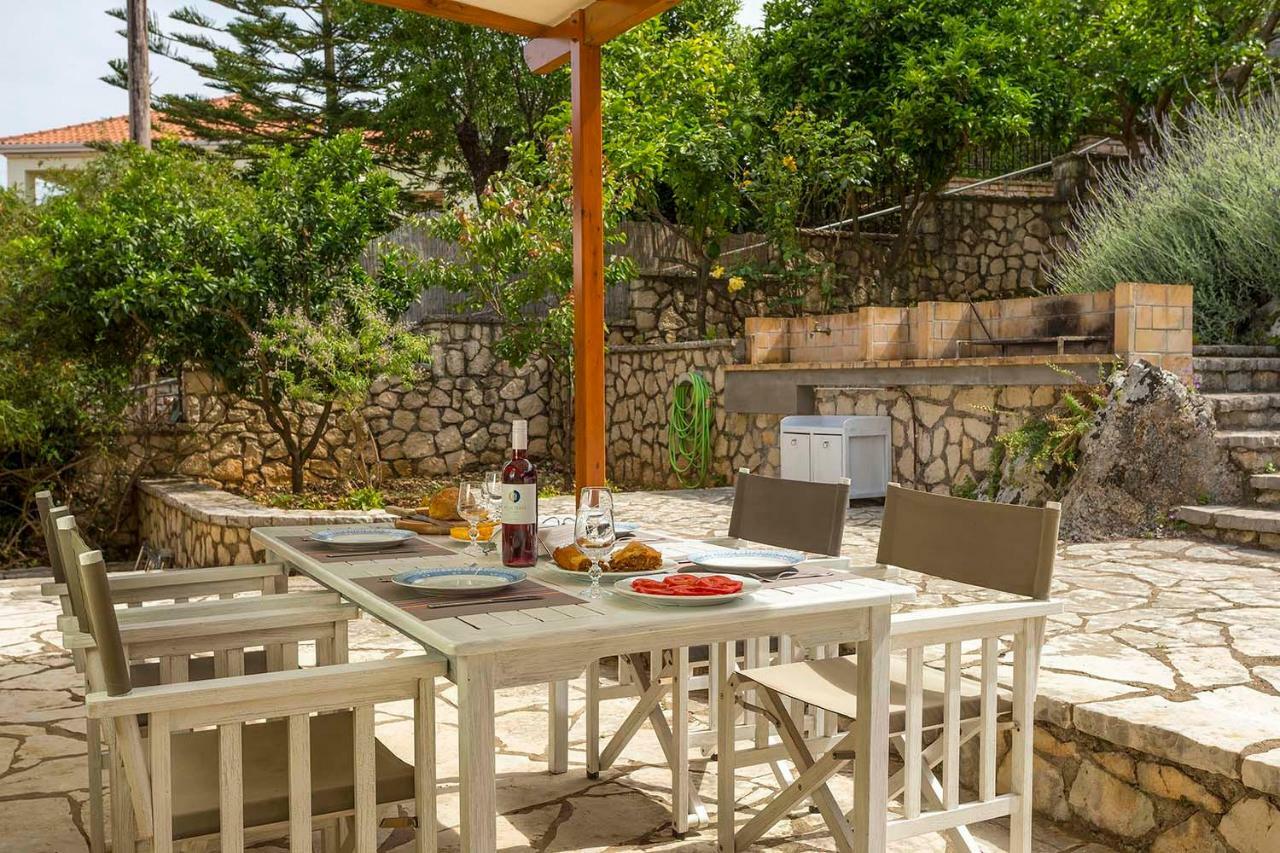 Yellow House Ithaca فاثي المظهر الخارجي الصورة
